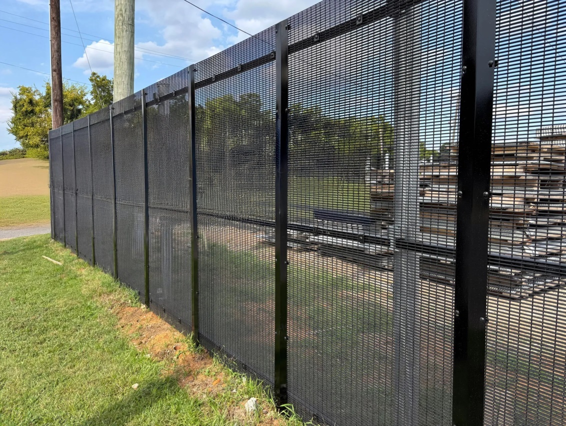 Welded wire fence mesh UAE enhancing property security and curb appeal